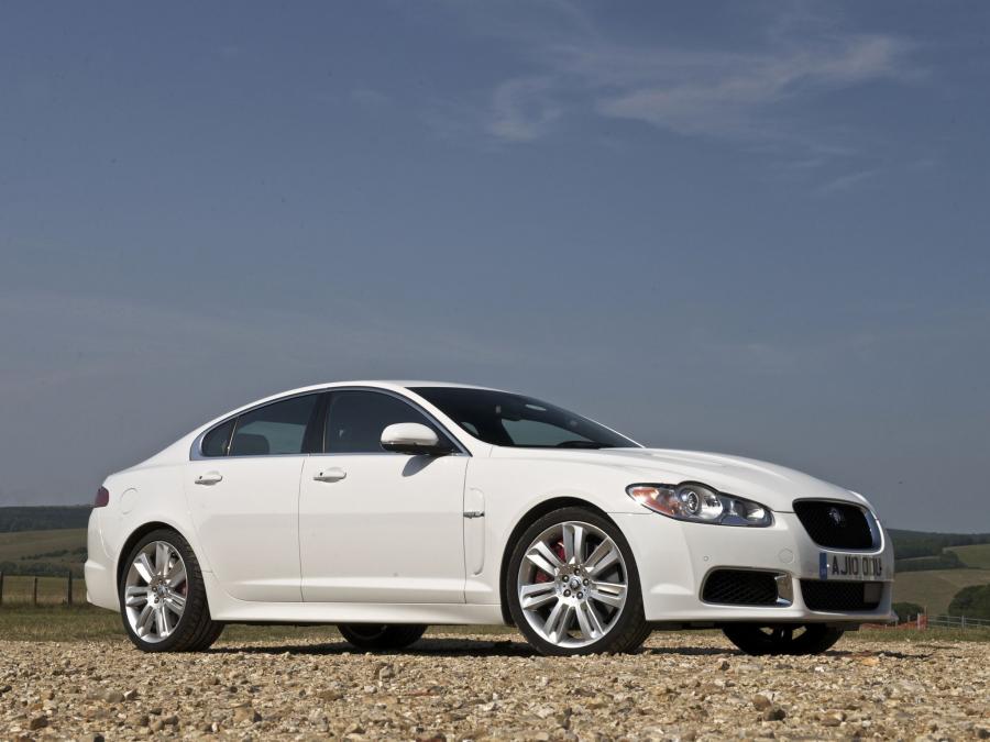  Jaguar XFR 2009 года  (UK) (фото 13 из 22)